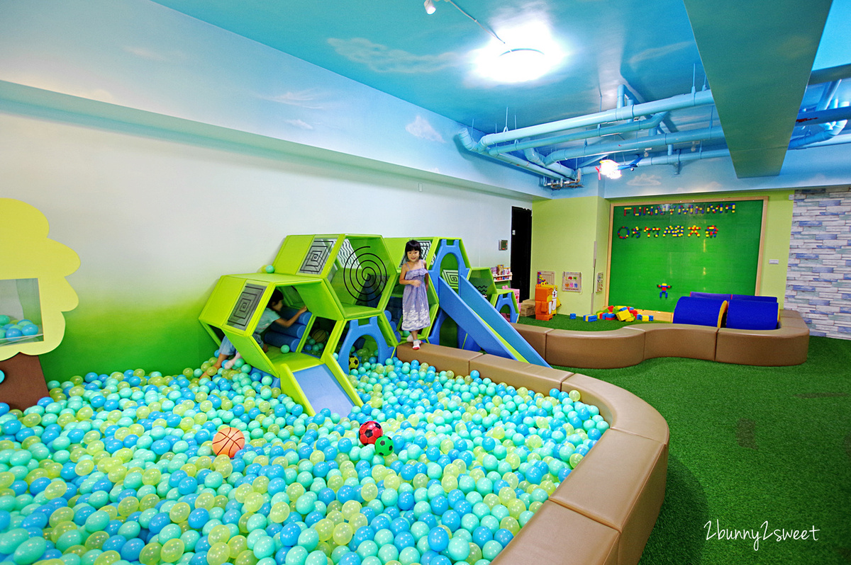 Funny Mama 放了媽媽|台北親子餐廳有陪玩姊姊的森林風室內樂園,餐點也好吃 @兔兒毛毛姊妹花 Funny Mama 放了媽媽|台北親子餐廳有陪玩姊姊的森林風室內樂園,餐點也好吃 @兔兒毛毛姊妹花