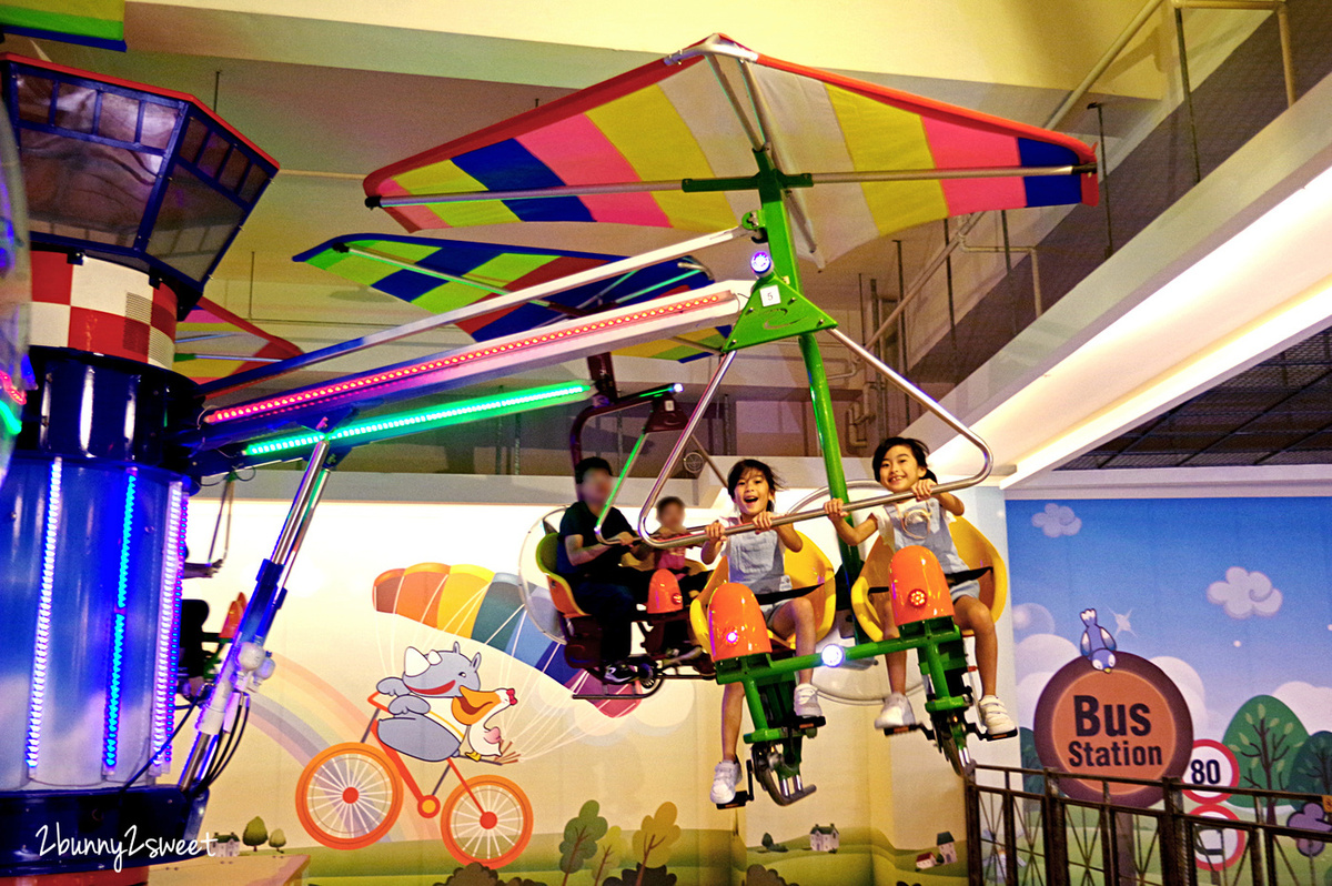 高雄【義大遊樂世界】刺激遊樂設施、兒童室內樂園通通有,大人小孩都有得玩 @兔兒毛毛姊妹花 高雄【義大遊樂世界】刺激遊樂設施、兒童室內樂園通通有,大人小孩都有得玩 @兔兒毛毛姊妹花