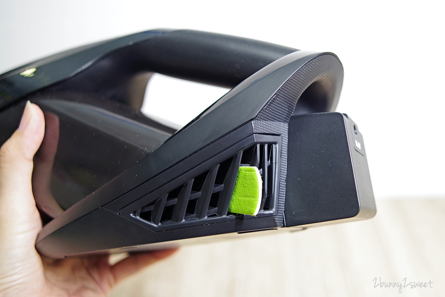 吸塵器推薦》英國 Gtech 小綠 ProLite 極輕巧無線吸塵器～手持、地板、拍打除蟎一次搞定～擁有高性能和高 C/P 值的居家清潔好幫手 @兔兒毛毛姊妹花