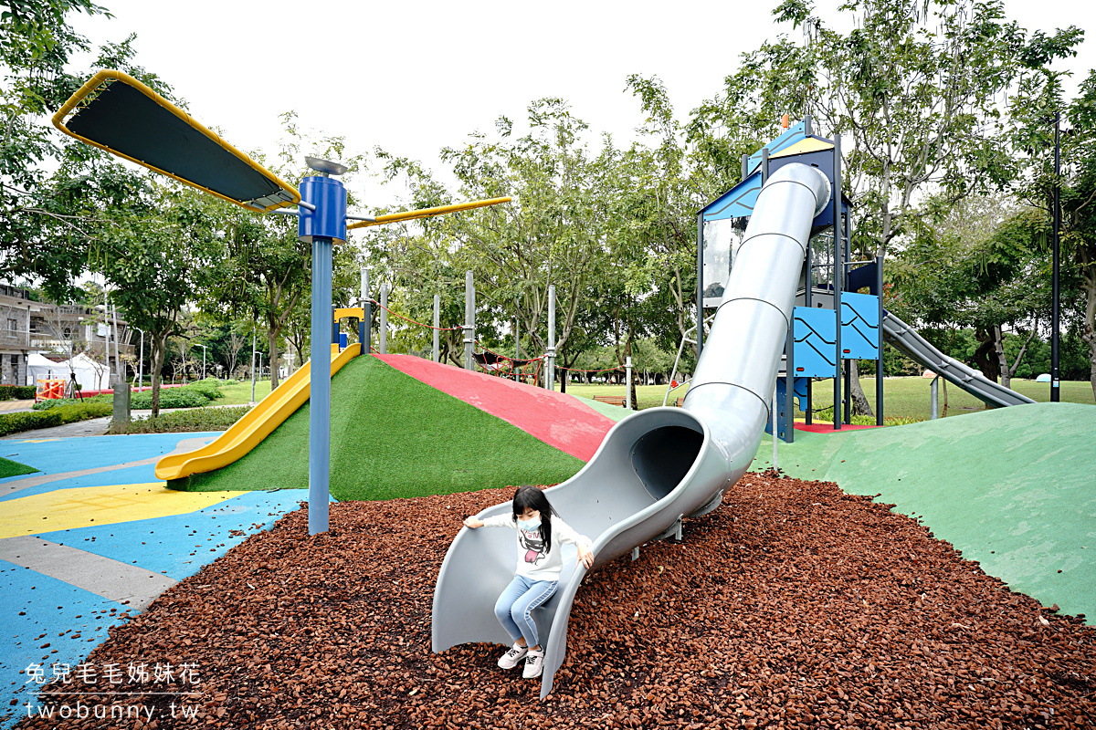 台北特色公園 美崙公園全新宇宙探索遊戲場 擺盪繩 火箭跳床 太空基地溜滑梯好好玩 兔兒毛毛姊妹花