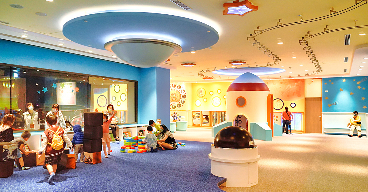 台北景點「臺北市立天文科學教育館」銅板價室內景點，還有太空主題遊戲室可以玩 @兔兒毛毛姊妹花