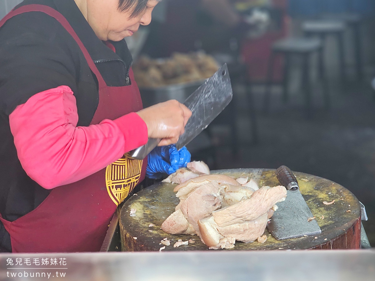 大稻埕美食【許仔豬腳麵線】慈聖宮美食街必吃50年白煮豬腳湯老店，大橋頭廟口美食 @兔兒毛毛姊妹花