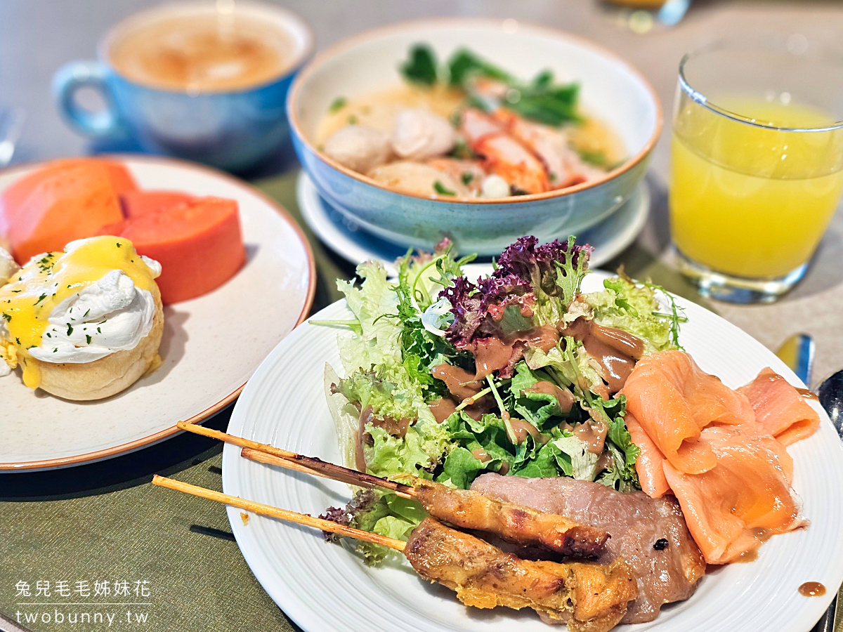 曼谷住宿「帕亞泰易思廷大酒店 Eastin Grand Hotel Phayathai」機場快線/BTS直達五星飯店，公寓套房 空中泳池美翻天 @兔兒毛毛姊妹花