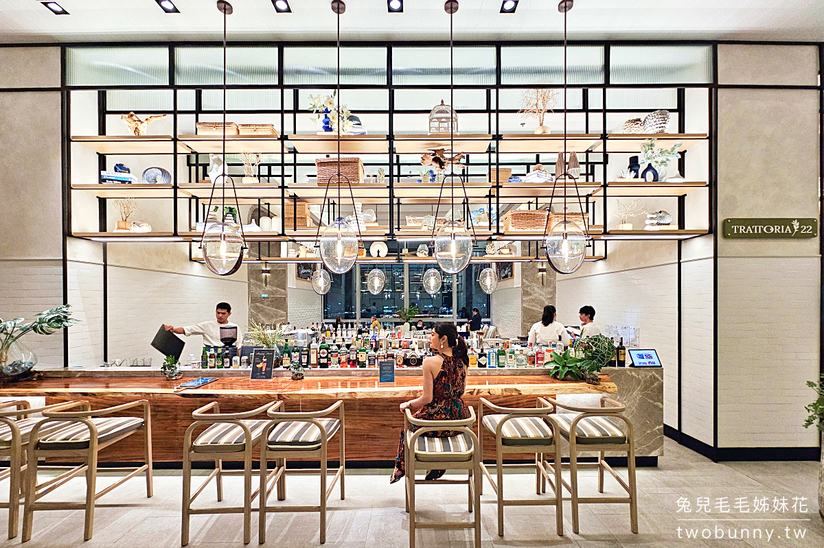 曼谷住宿「帕亞泰易思廷大酒店 Eastin Grand Hotel Phayathai」機場快線/BTS直達五星飯店，公寓套房 空中泳池美翻天 @兔兒毛毛姊妹花