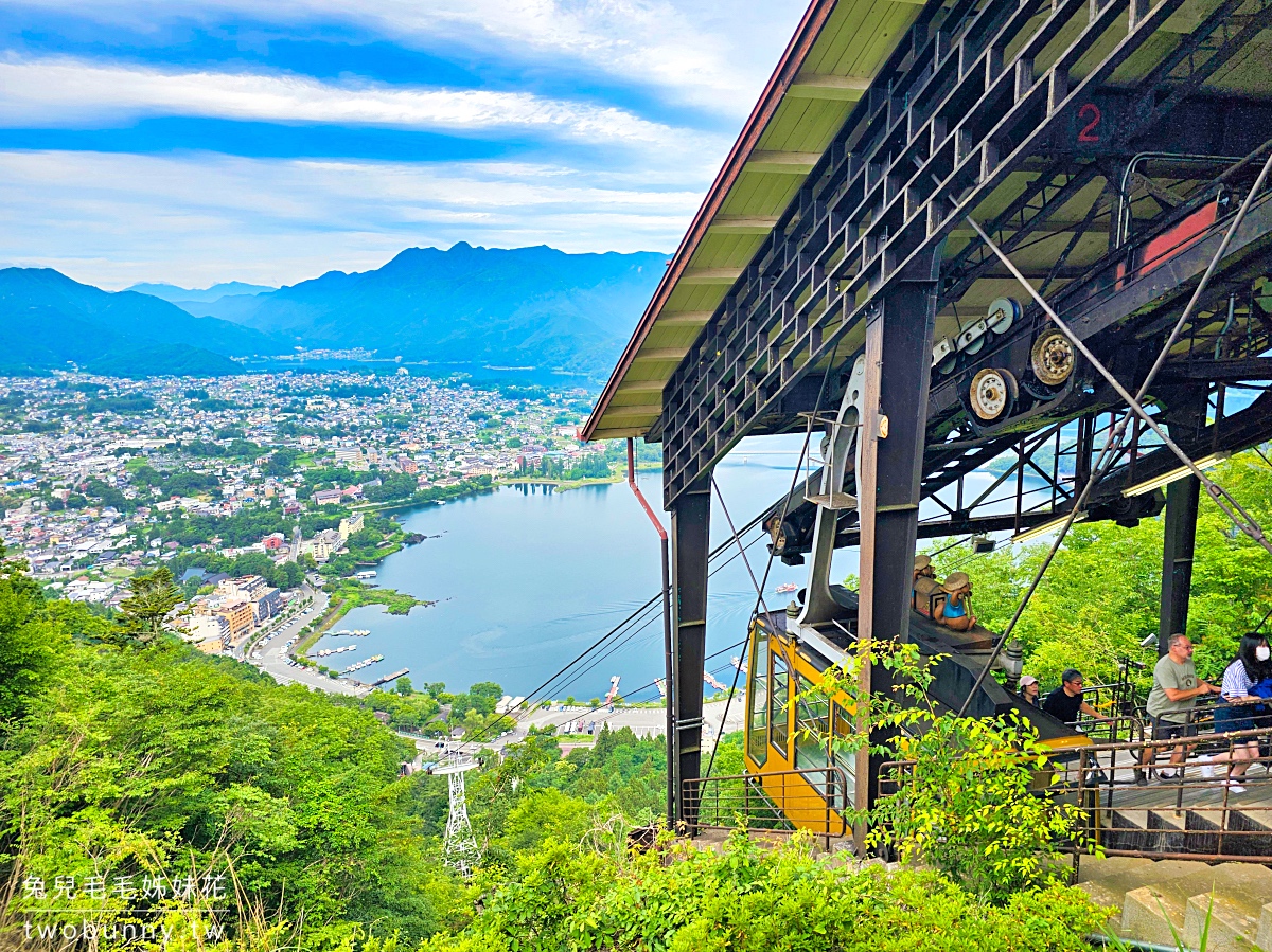 河口湖景點推薦｜天上山公園：搭纜車俯瞰富士山，鞦韆打卡點＋烤糰子美食一次攻略 @兔兒毛毛姊妹花