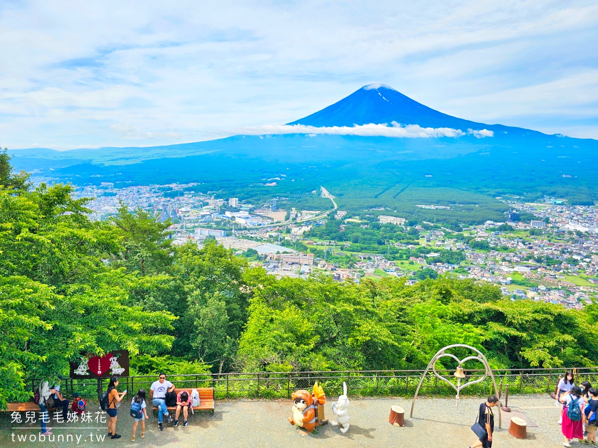 河口湖景點推薦｜天上山公園：搭纜車俯瞰富士山，鞦韆打卡點＋烤糰子美食一次攻略 @兔兒毛毛姊妹花