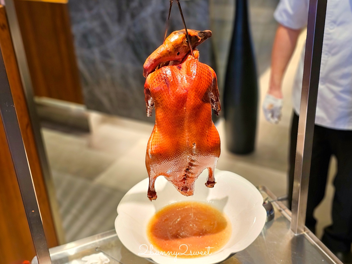 台北信義區美食「潮品集潮坊潮州餐廳」新光A4最潮中餐廳，火焰瀨尿燒鵝烤鵝四吃太美味 @兔兒毛毛姊妹花