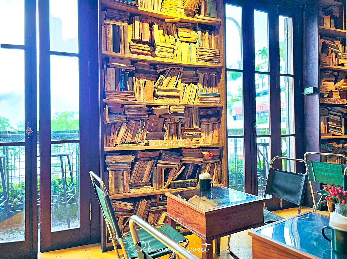 Cộng Càphê 越共咖啡｜越南必訪連鎖咖啡店，坐折疊軍用椅喝椰子咖啡才對味 @兔兒毛毛姊妹花