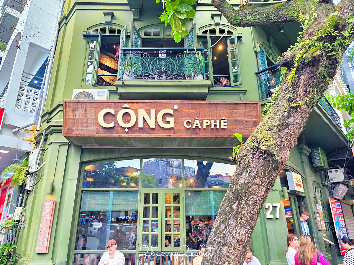 Cộng Càphê 越共咖啡｜越南必訪連鎖咖啡店，坐折疊軍用椅喝椰子咖啡才對味 @兔兒毛毛姊妹花