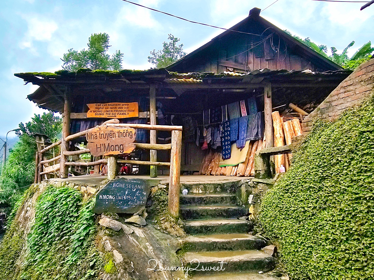 沙壩景點「貓貓村 Cat Cat Village」北越必訪少數民族赫蒙族吉吉村，變身瑤族姑娘拍美照 @兔兒毛毛姊妹花