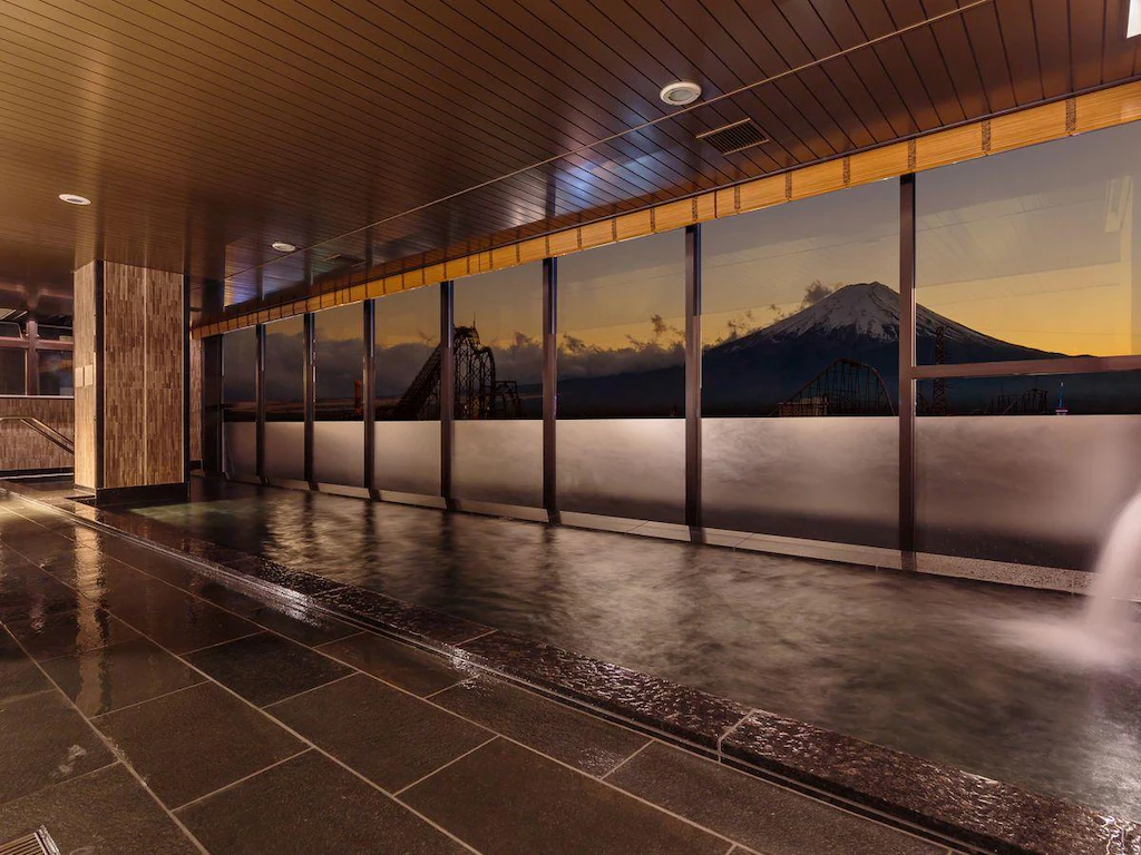 河口湖住宿「MYSTAYS 富士山展望温泉酒店」躺在床上就能看到富士山、富士急樂園 @兔兒毛毛姊妹花