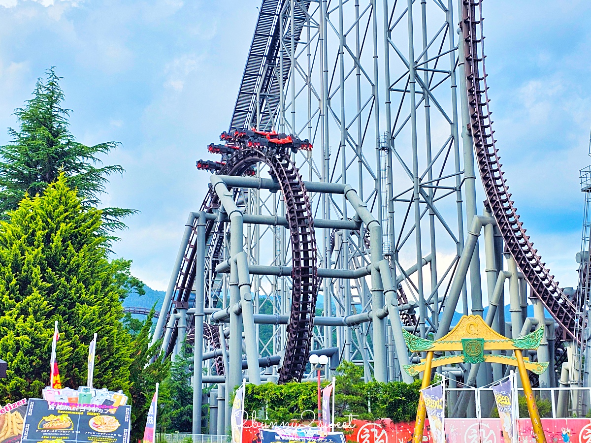山梨景點「富士急樂園」富士山下免門票絕叫系遊樂園~刺激雲霄飛車、最恐怖鬼屋、湯瑪士樂園 @兔兒毛毛姊妹花