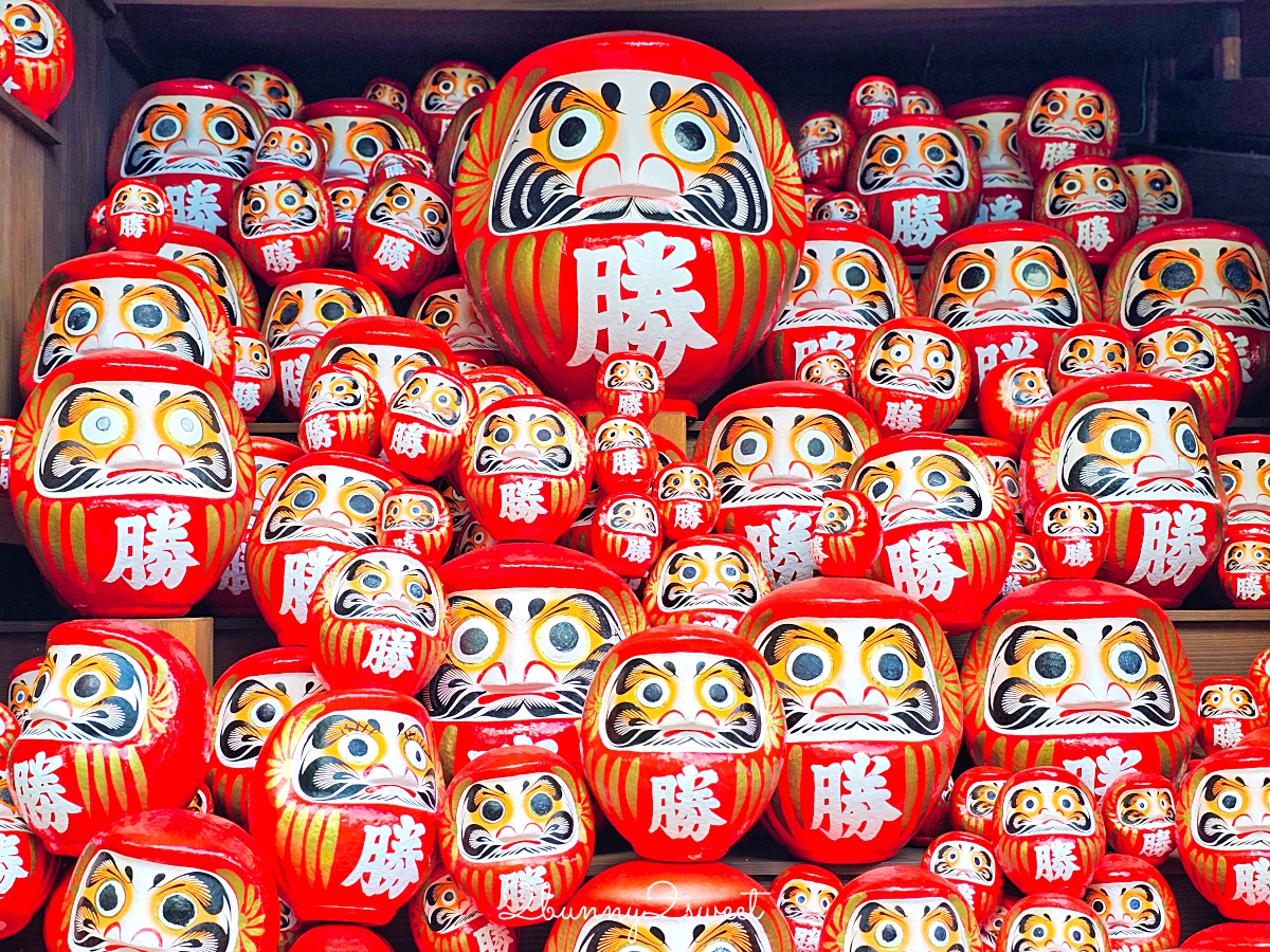 大阪景點「勝尾寺」可愛好拍達摩不倒翁，秋天賞楓、祈求勝運必訪｜門票、交通攻略 @兔兒毛毛姊妹花