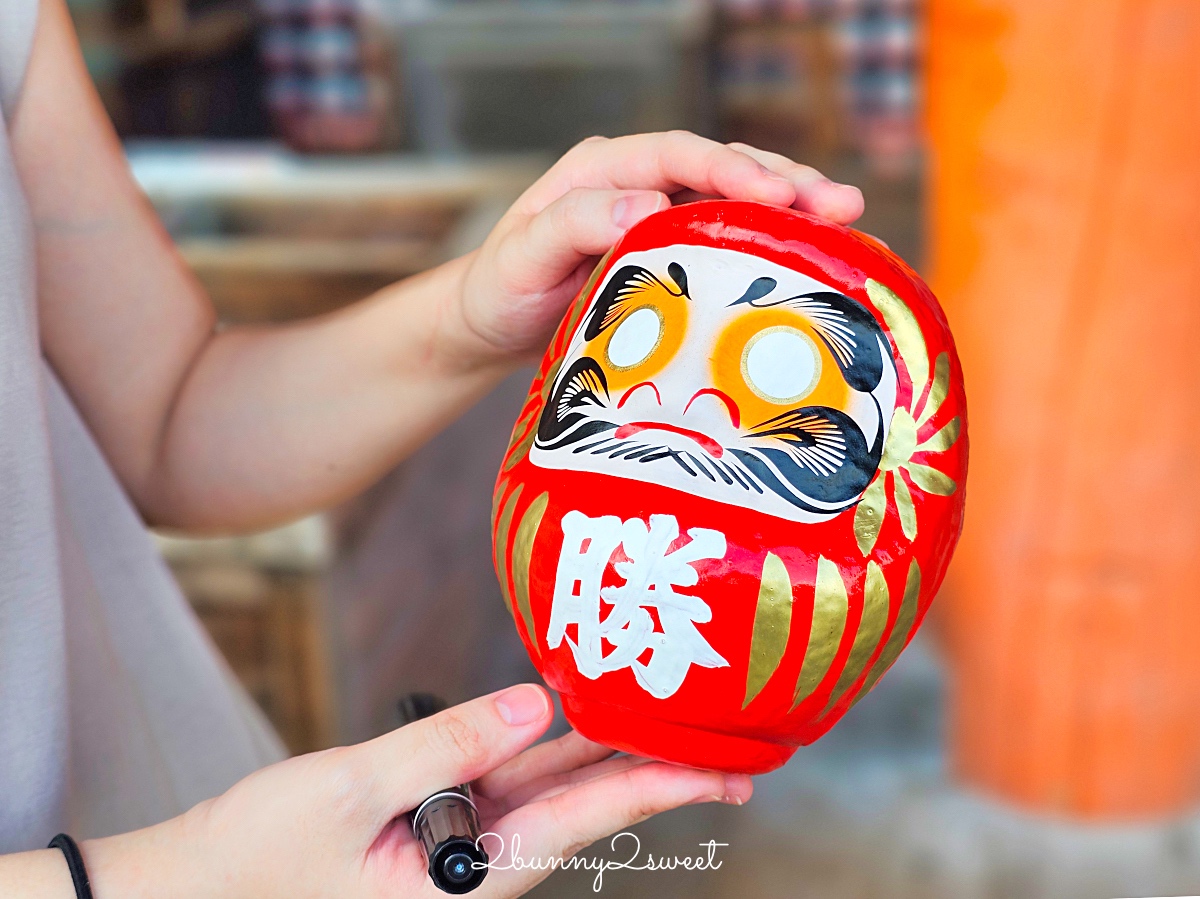 大阪景點「勝尾寺」可愛好拍達摩不倒翁，秋天賞楓、祈求勝運必訪｜門票、交通攻略 @兔兒毛毛姊妹花