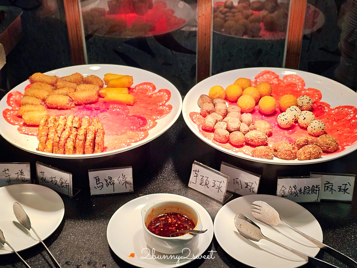 林口長庚美食「港龘港式飲茶歐式自助百匯」腸粉、港點吃到飽只要500元還免收服務費 @兔兒毛毛姊妹花