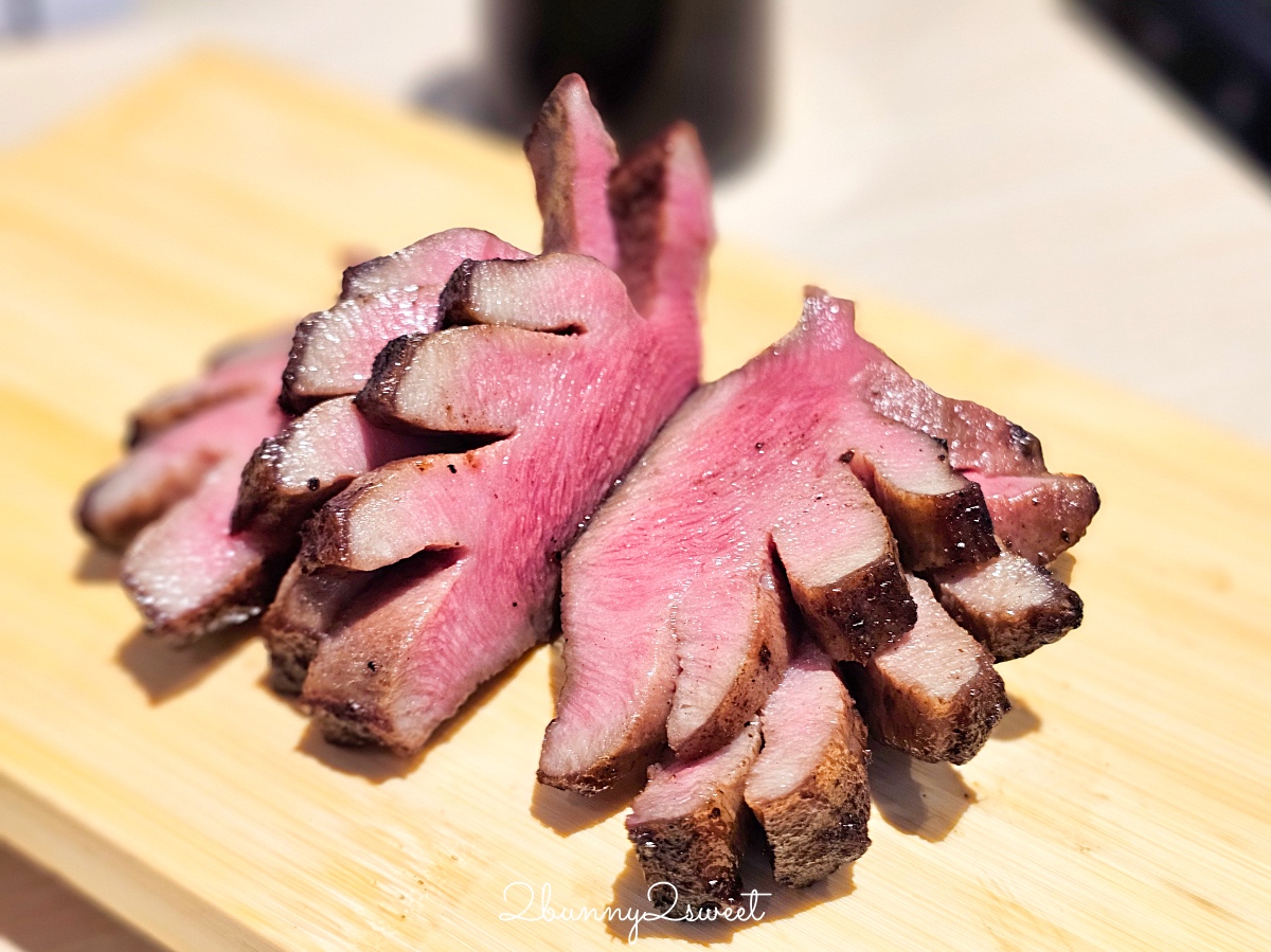 國父紀念館美食「漢堡排嘉台北大巨蛋店」來自日本人氣炭烤和牛漢堡排，日本越光米無限吃 @兔兒毛毛姊妹花
