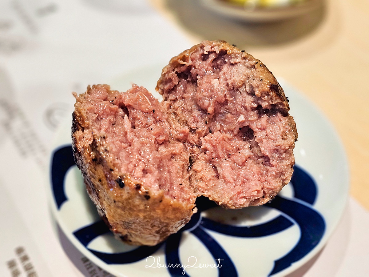 國父紀念館美食「漢堡排嘉台北大巨蛋店」來自日本人氣炭烤和牛漢堡排，日本越光米無限吃 @兔兒毛毛姊妹花