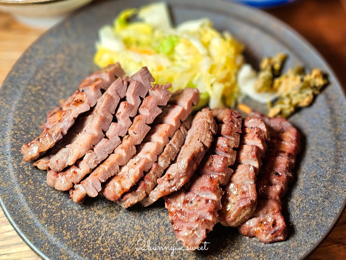 橫濱美食「仙台名物 喜助牛舌」味の牛たん喜助～港未來地標塔 Landmark Tower 排隊美食 @兔兒毛毛姊妹花