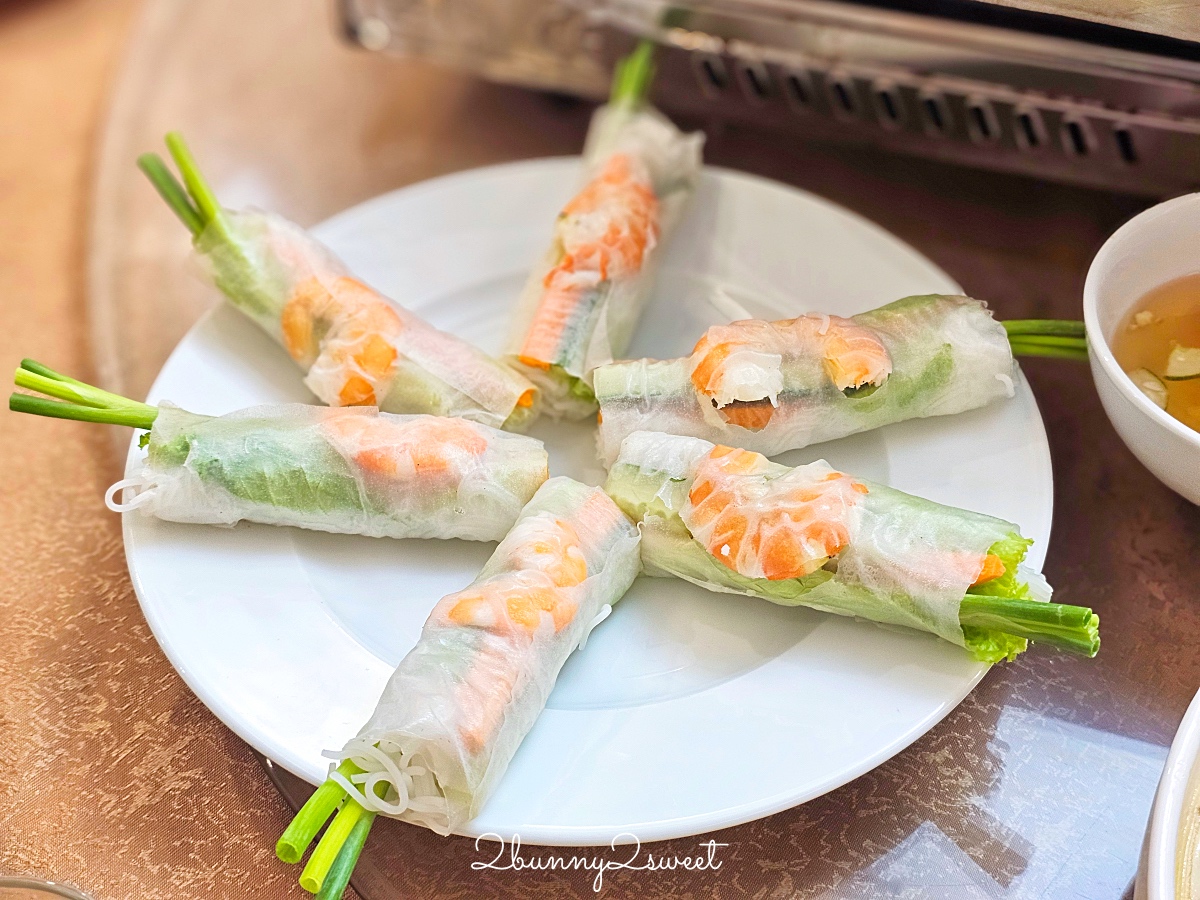 Dân Chài Quán｜越南下龍灣美食～巨無霸鋼盆海鮮火鍋，螃蟹、鮑魚、生蠔&#8230;太澎湃 @兔兒毛毛姊妹花