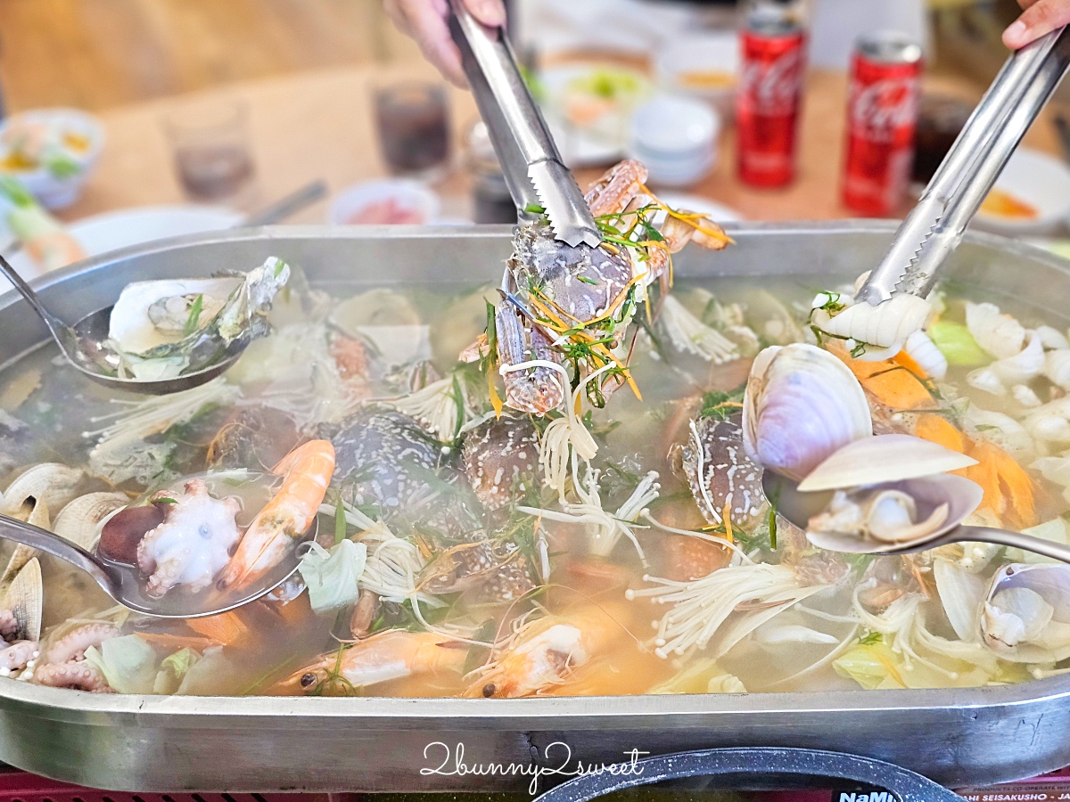 Dân Chài Quán｜越南下龍灣美食～巨無霸鋼盆海鮮火鍋，螃蟹、鮑魚、生蠔&#8230;太澎湃 @兔兒毛毛姊妹花