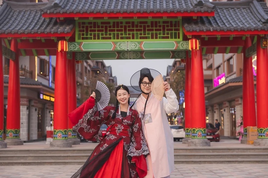 河內景點「河內大世界 Mega Grand World Hanoi」越南小威尼斯搭貢多拉&#038;必做的 5 件事 @兔兒毛毛姊妹花