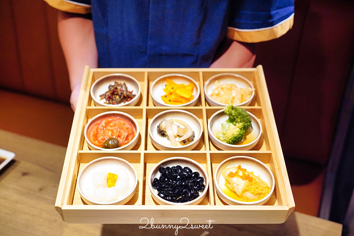中山站美食「星曜雞湯」LV等級台北最強雞湯火鍋，鮮香濃郁熬雞精涮海鮮和牛超正點 @兔兒毛毛姊妹花