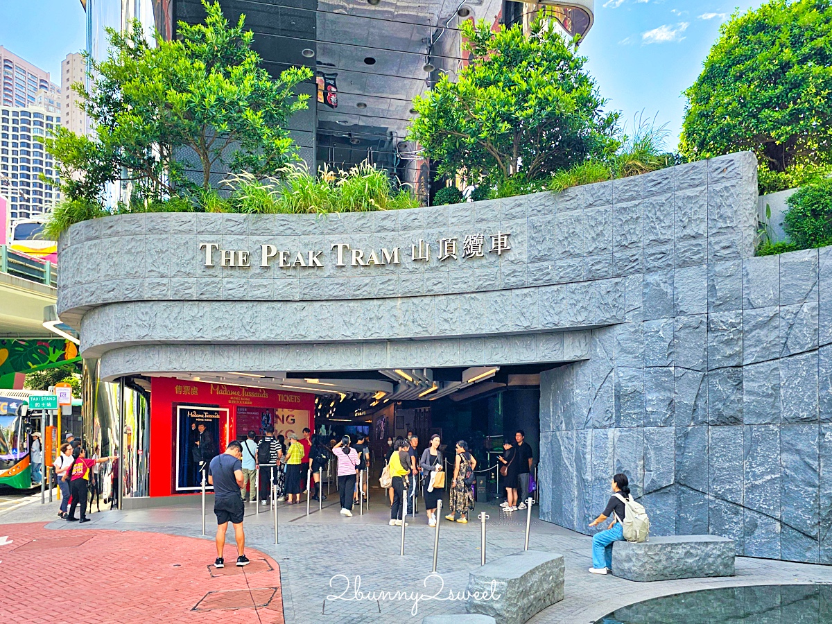 香港太平山這樣玩～搭百年交通工具「山頂纜車」欣賞維多利亞港美景、逛杜莎夫人蠟像館 @兔兒毛毛姊妹花