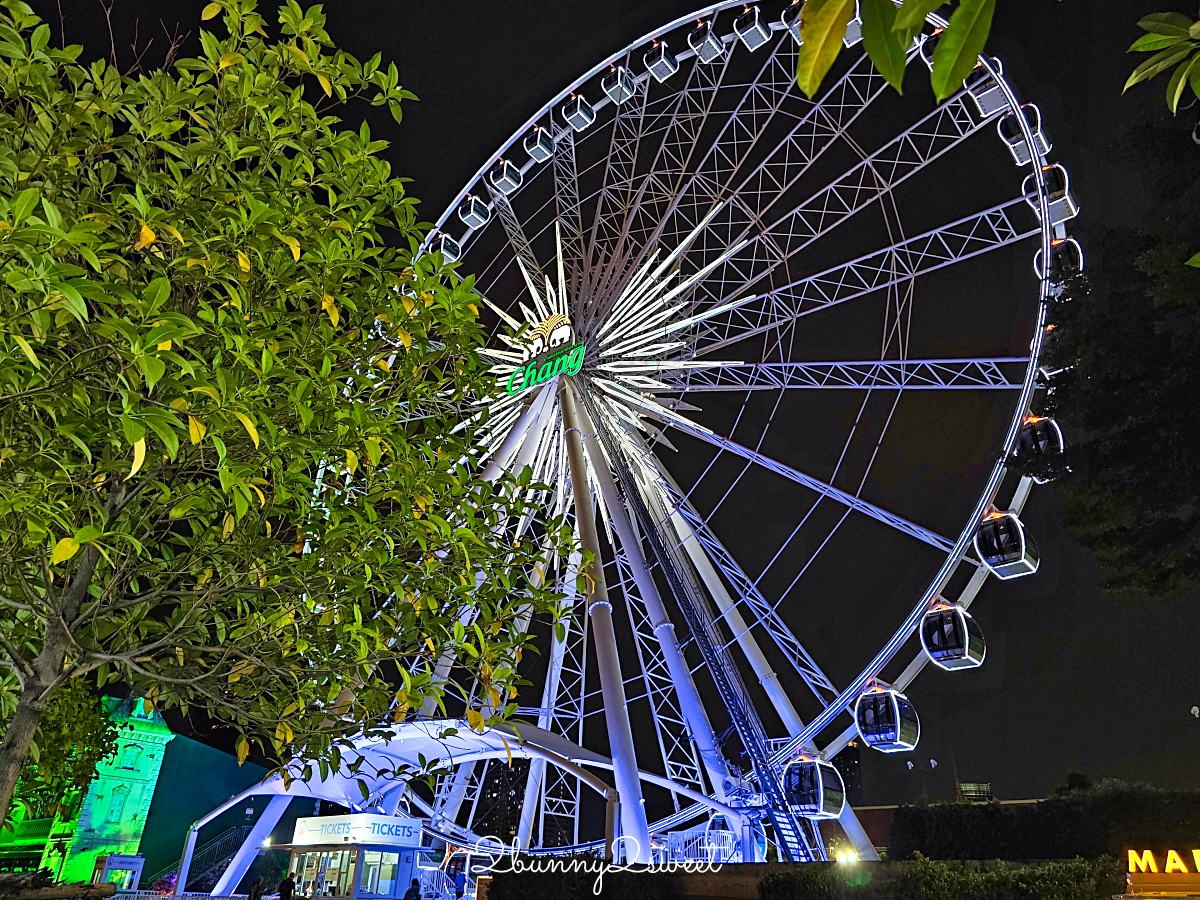 曼谷夜市「Asiatique河濱碼頭夜市」有摩天輪、旋轉木馬的熱鬧水岸市集，熱鬧漂亮又好逛 @兔兒毛毛姊妹花