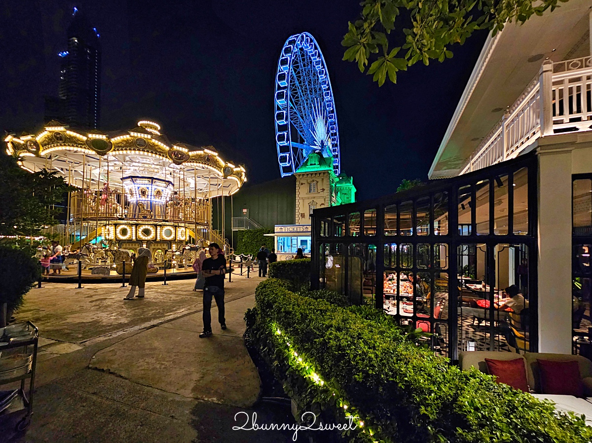 曼谷夜市「Asiatique河濱碼頭夜市」有摩天輪、旋轉木馬的熱鬧水岸市集，熱鬧漂亮又好逛 @兔兒毛毛姊妹花