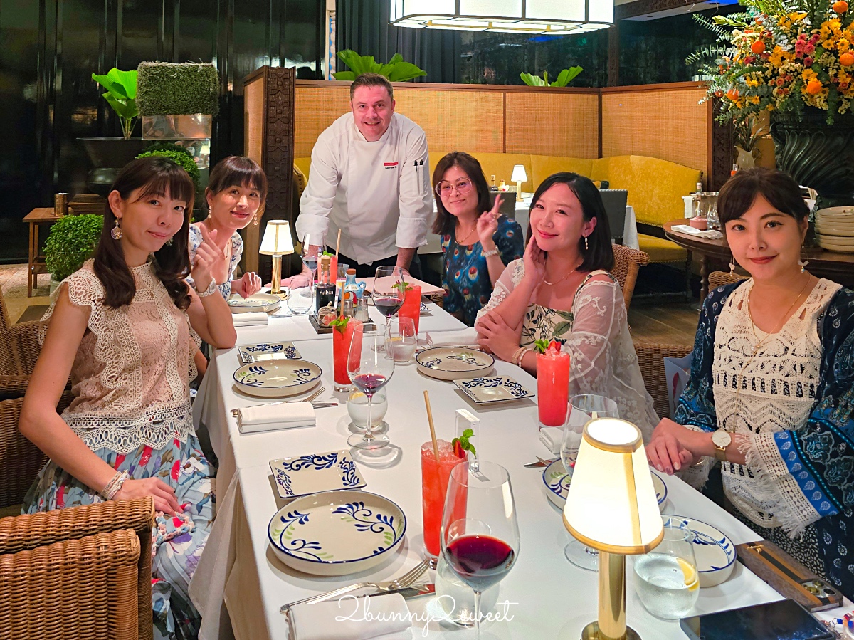 曼谷Chit Lom奇隆站必吃美食6間～拜四面佛順便吃LV咖啡、老字號海鮮、米其林泰國菜 @兔兒毛毛姊妹花