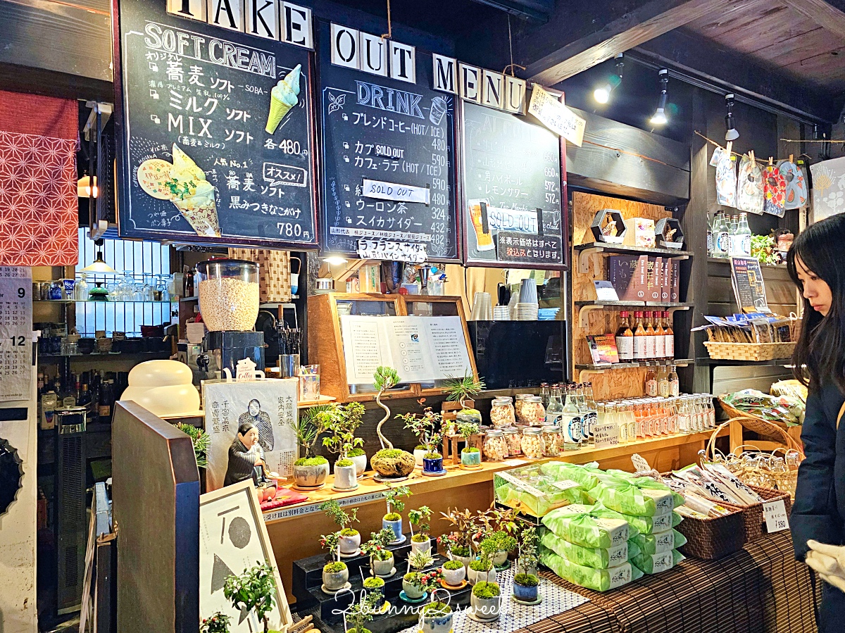 銀山溫泉美食「蕎麥麵 伊豆之華」最美銀山川復古街景甜品咖啡廳，蕎麥冰淇淋必吃 @兔兒毛毛姊妹花