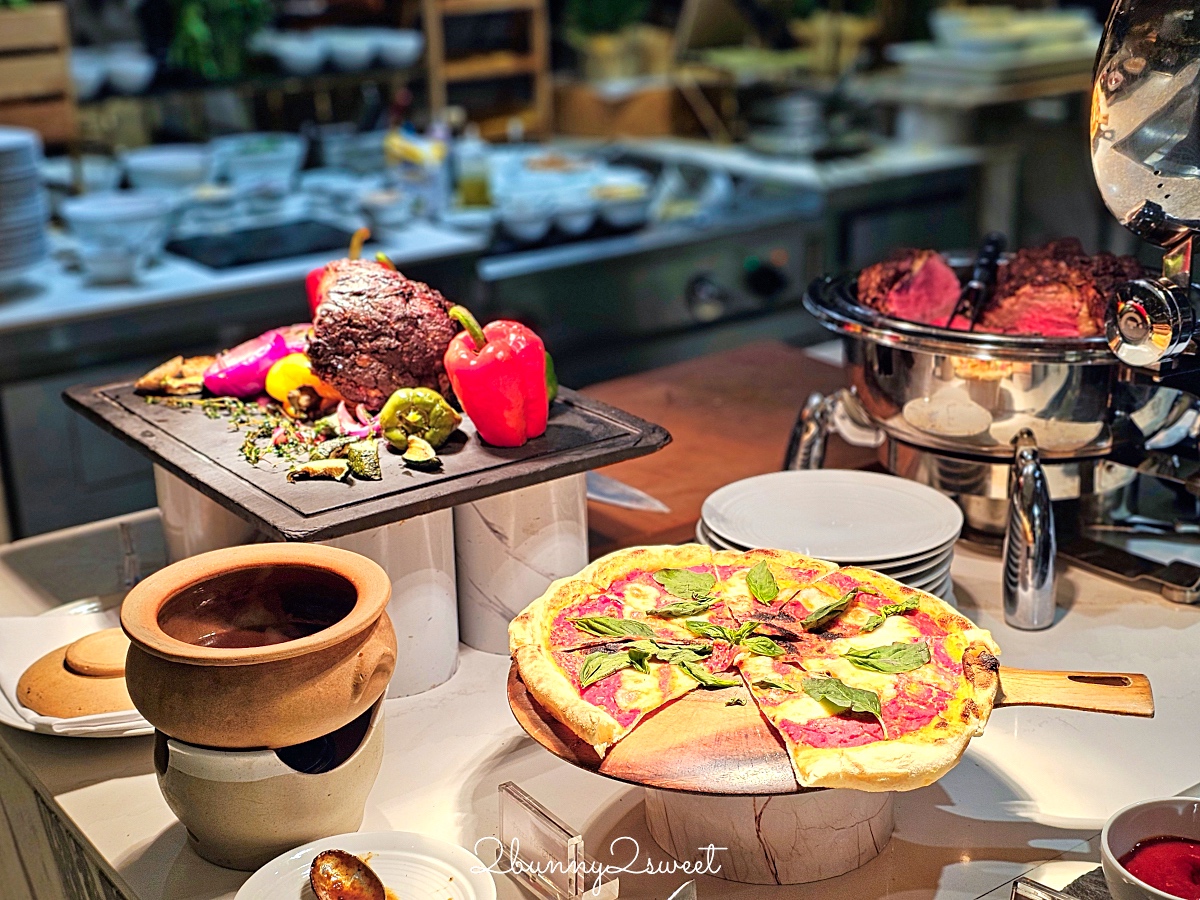 曼谷吃到飽「Savio」Chatrium Grand Bangkok 察殿大酒店自助百匯晚餐，海鮮牛排太澎湃 @兔兒毛毛姊妹花