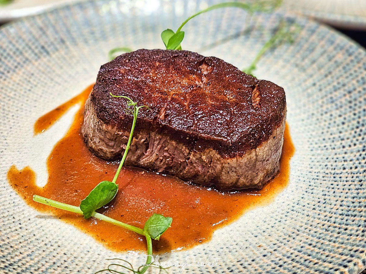 曼谷吃到飽「Savio」Chatrium Grand Bangkok 察殿大酒店自助百匯晚餐，海鮮牛排太澎湃 @兔兒毛毛姊妹花