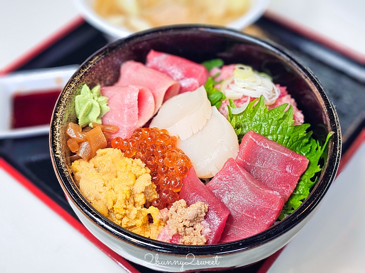 仙台景點「松島魚市場」松島覓食好地方！海鮮丼 牡蠣漢堡必吃，還有海產伴手禮可以買 @兔兒毛毛姊妹花