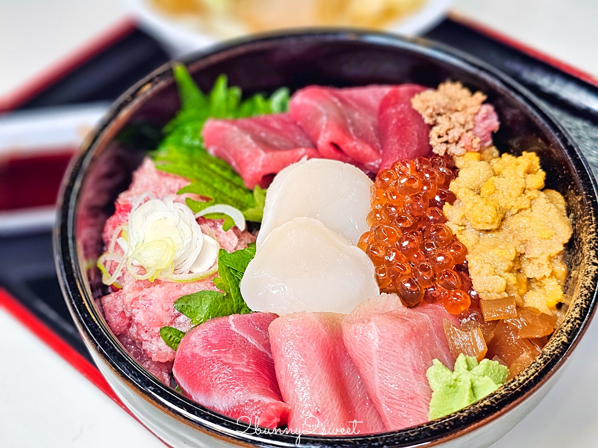仙台景點「松島魚市場」松島覓食好地方！海鮮丼 牡蠣漢堡必吃，還有海產伴手禮可以買 @兔兒毛毛姊妹花