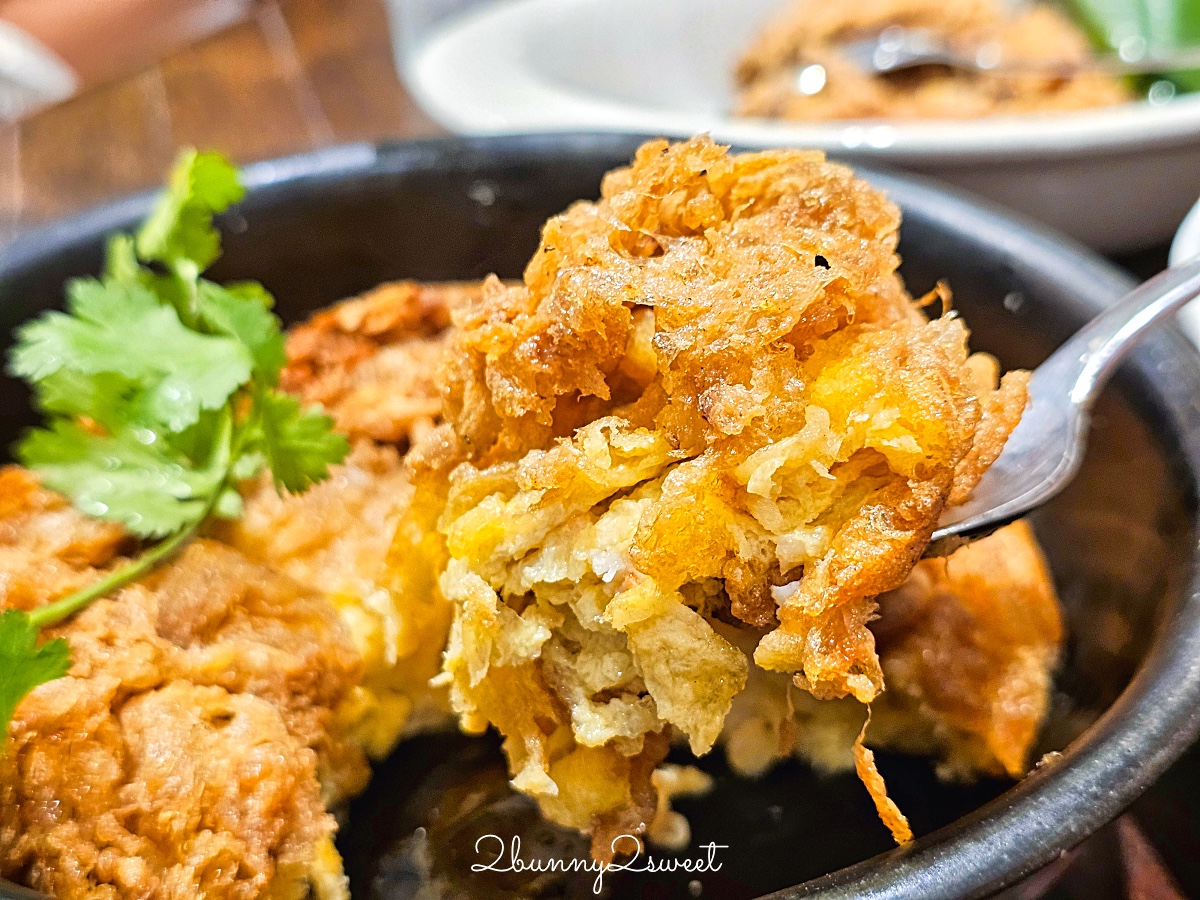 曼谷美食「Kub Kao Kub Pla」泰式料理排隊名店，BTS Chit Lom奇隆站Central World美食 @兔兒毛毛姊妹花