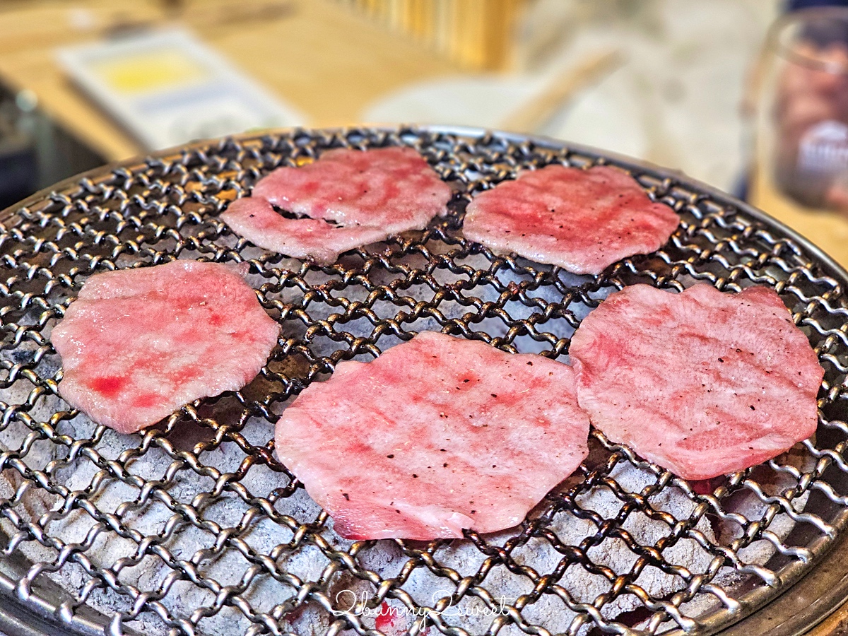 名古屋燒肉「馬喰一代」頂級飛驒牛和牛燒肉太美味，輕鬆線上預約 午間套餐超划算 @兔兒毛毛姊妹花