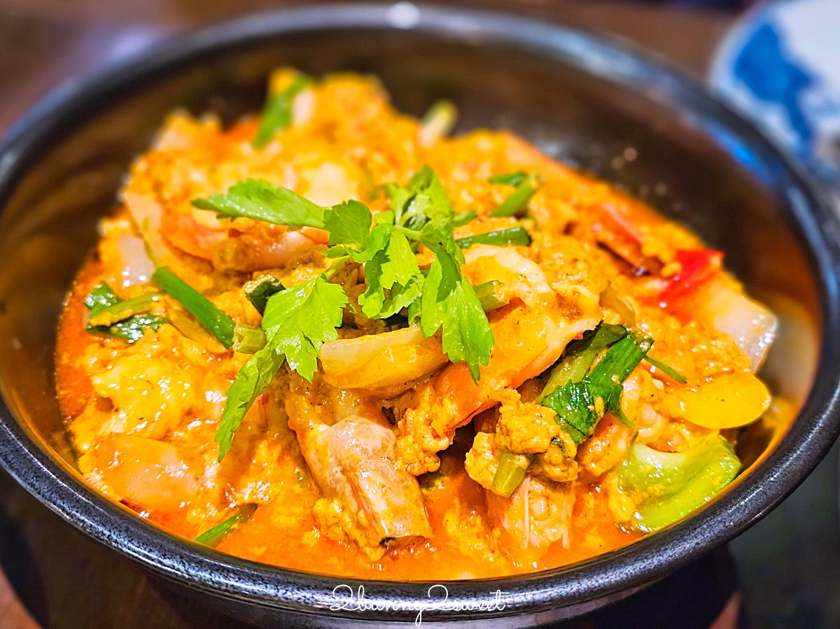 曼谷美食【Kub Kao Kub Pla】泰式料理排隊名店，BTS Chit Lom奇隆站Central World美食 @兔兒毛毛姊妹花