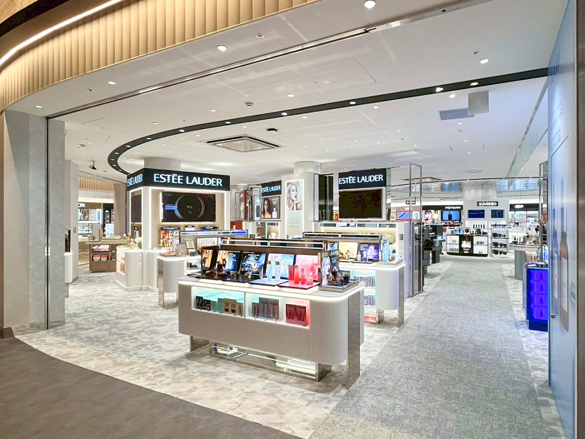 九州福岡購物「福岡機場免稅店」2025盛大改裝重新開幕!! 必逛重點 / 95折優惠券分享 @兔兒毛毛姊妹花