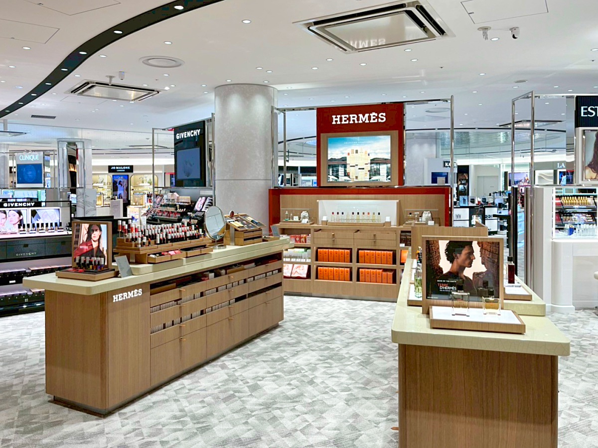 九州福岡購物「福岡機場免稅店」2025盛大改裝重新開幕!! 必逛重點 / 95折優惠券分享 @兔兒毛毛姊妹花