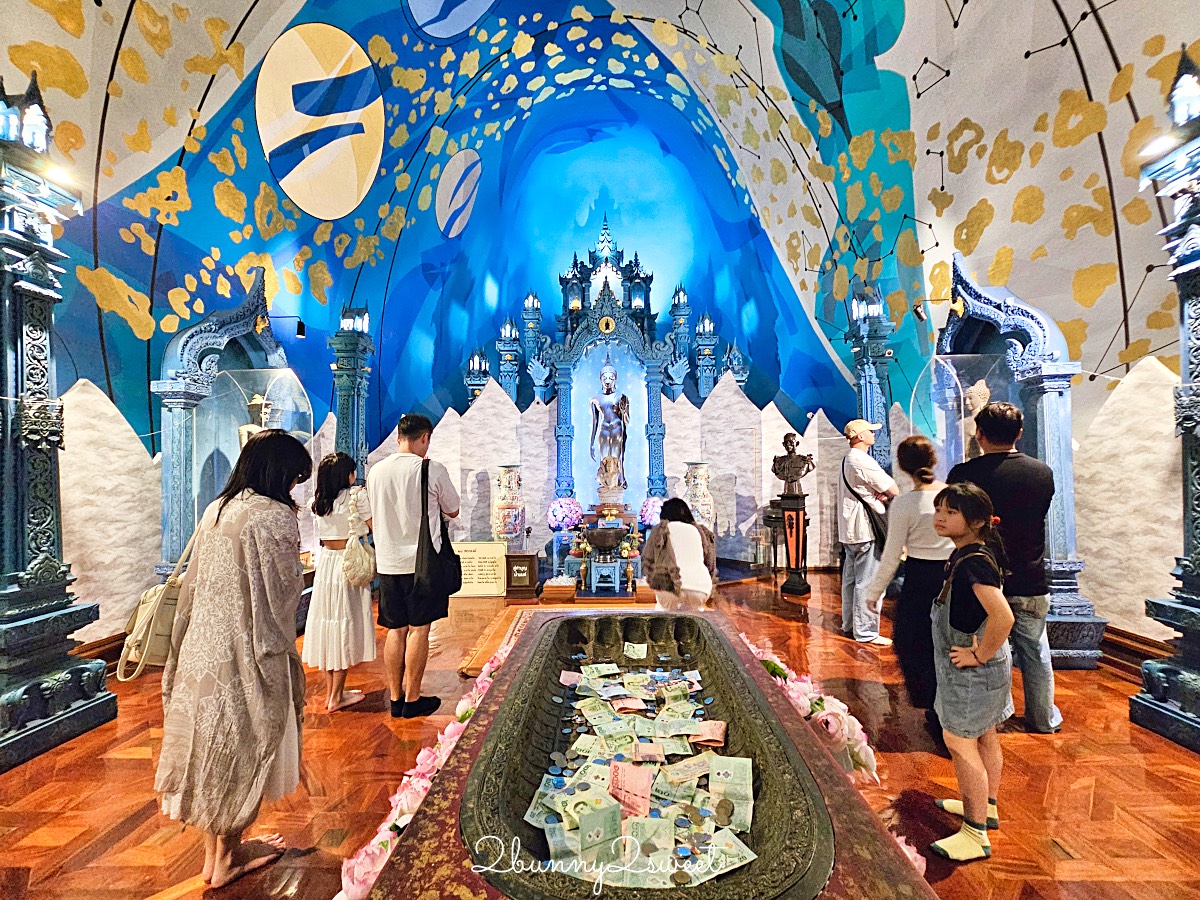 曼谷景點「三頭象神博物館 Erawan Museum」夢幻好拍粉紅寺廟，拍泰服網美照熱門景點 @兔兒毛毛姊妹花