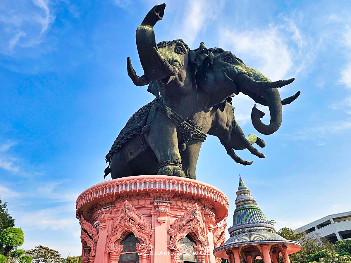 曼谷景點「三頭象神博物館 Erawan Museum」夢幻好拍粉紅寺廟，拍泰服網美照熱門景點 @兔兒毛毛姊妹花
