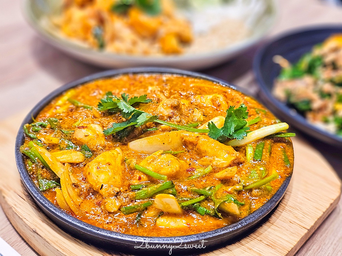 曼谷美食「Peppery Thai Bistro」河濱碼頭夜市必吃泰式海鮮餐廳 吹冷氣吃咖哩蟹超滿足 @兔兒毛毛姊妹花