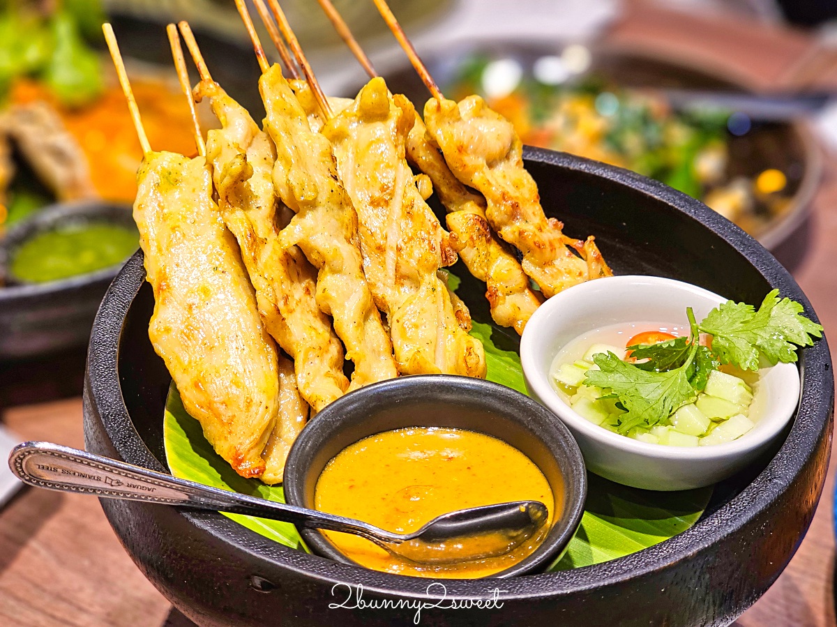 曼谷美食「Peppery Thai Bistro」河濱碼頭夜市必吃泰式海鮮餐廳 吹冷氣吃咖哩蟹超滿足 @兔兒毛毛姊妹花