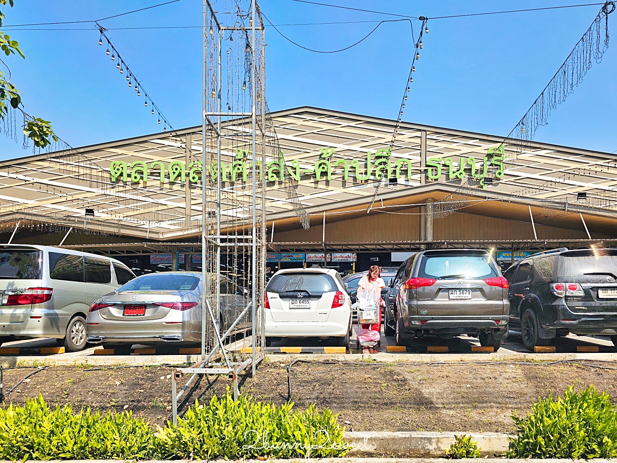 曼谷景點「吞武里市場」曼谷最大海鮮市場吹冷氣吃美食！交通方式 / 必吃美食全攻略 @兔兒毛毛姊妹花