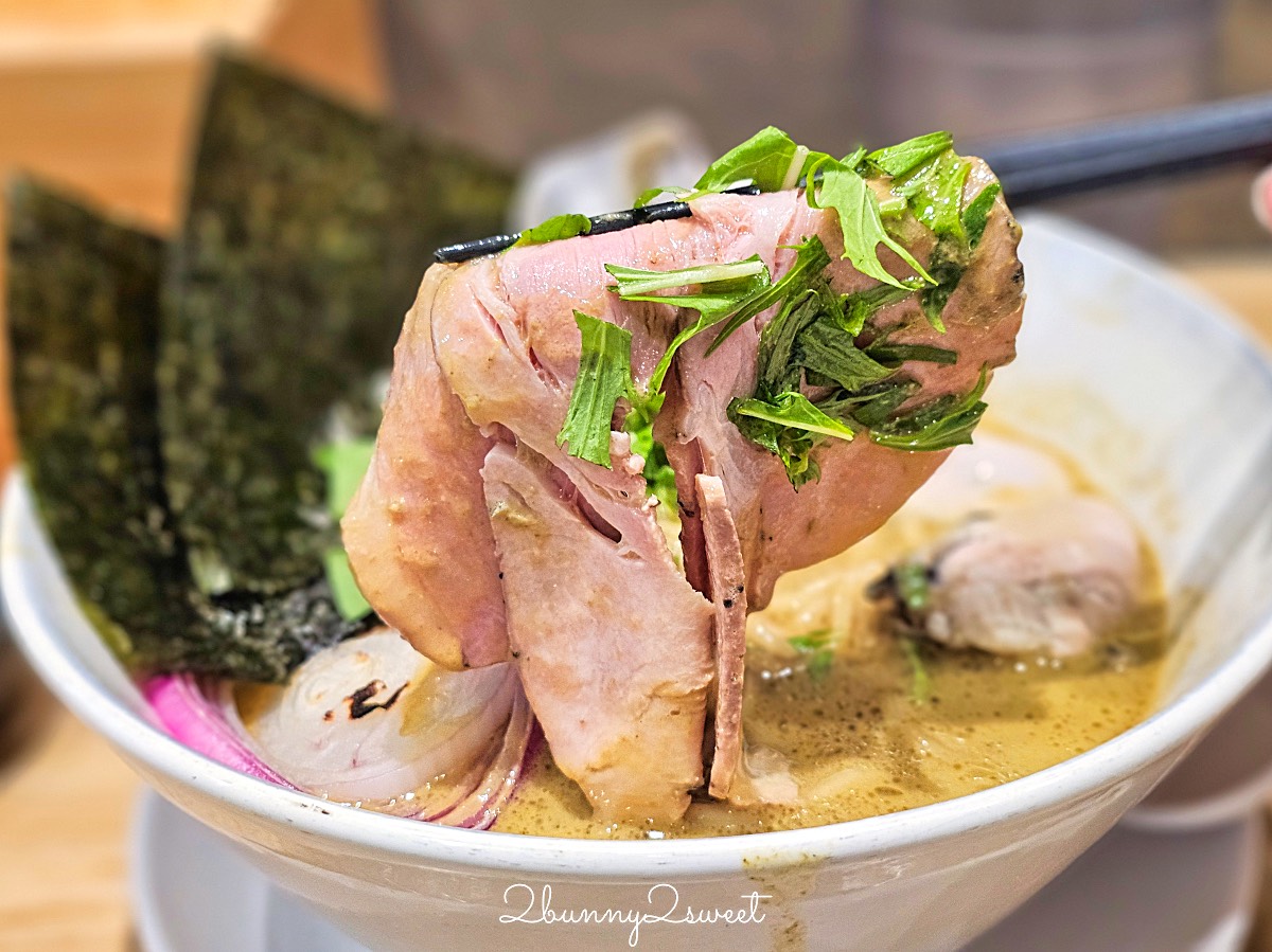 中山站美食「二屋牡蠣拉麵」赤峰街超濃郁牡蠣湯頭日式拉麵，無限加麵吃到飽太佛心 @兔兒毛毛姊妹花