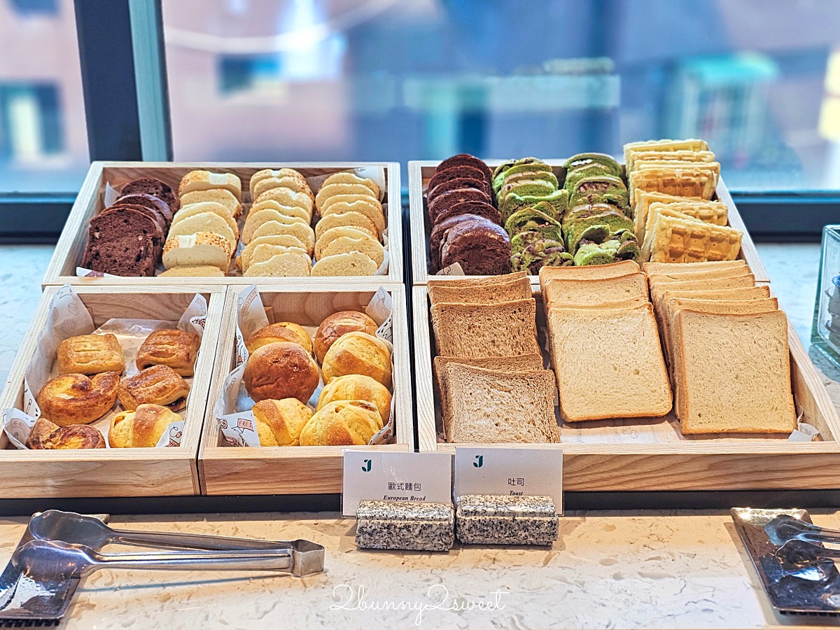 台南親子飯店推薦｜宅夏都開箱：北歐風設計、免費零食下午茶、超方便市中心住宿 @兔兒毛毛姊妹花