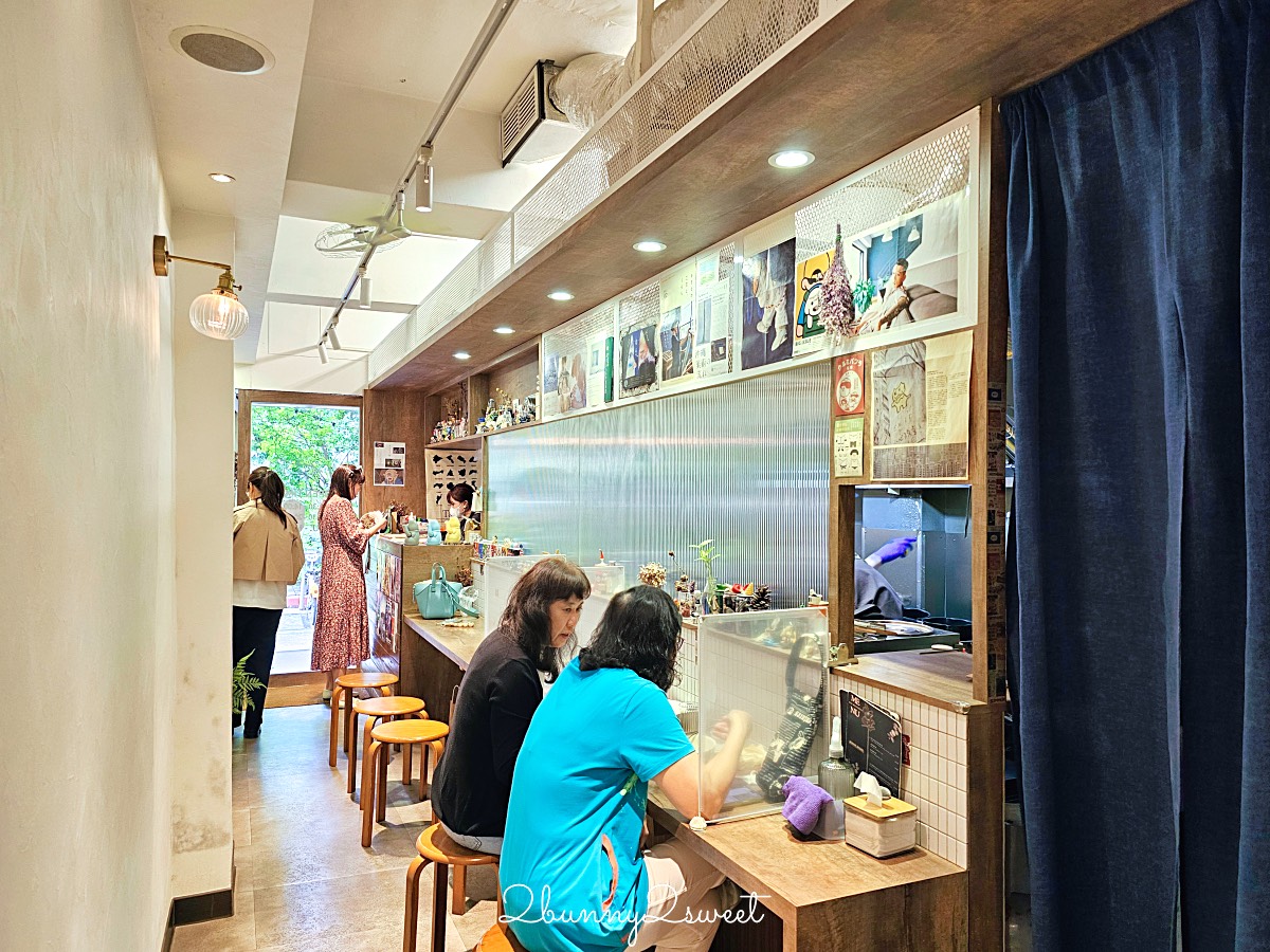 台北劍潭站【BON MEINGERDA】每到用餐時間就大排長龍的創意手工麵疙瘩專賣店 @兔兒毛毛姊妹花