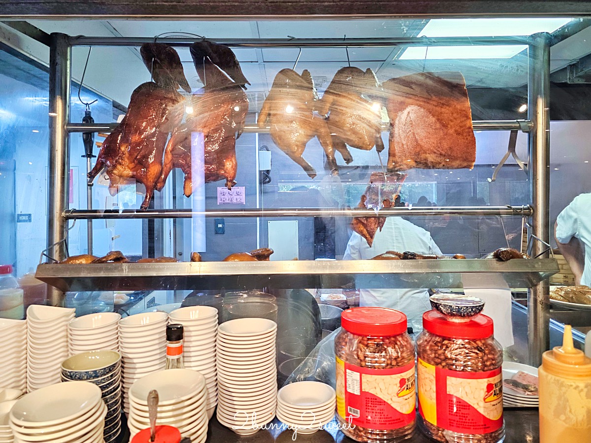 【國父紀念館美食】雅苑粵菜港式飲茶：大巨蛋人氣港點名店，沒訂位吃不到的港式料理饗宴 @兔兒毛毛姊妹花