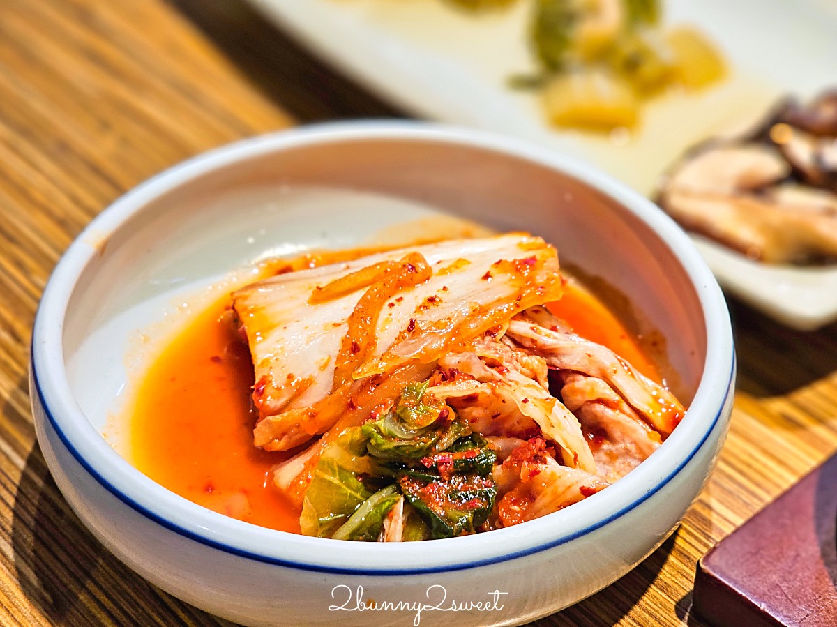 首爾美食｜王妃家明洞總店：韓式烤肉、韓牛必吃名店，歐巴桌邊代烤服務超貼心 @兔兒毛毛姊妹花